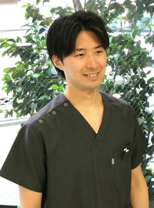 歯科医師・江口